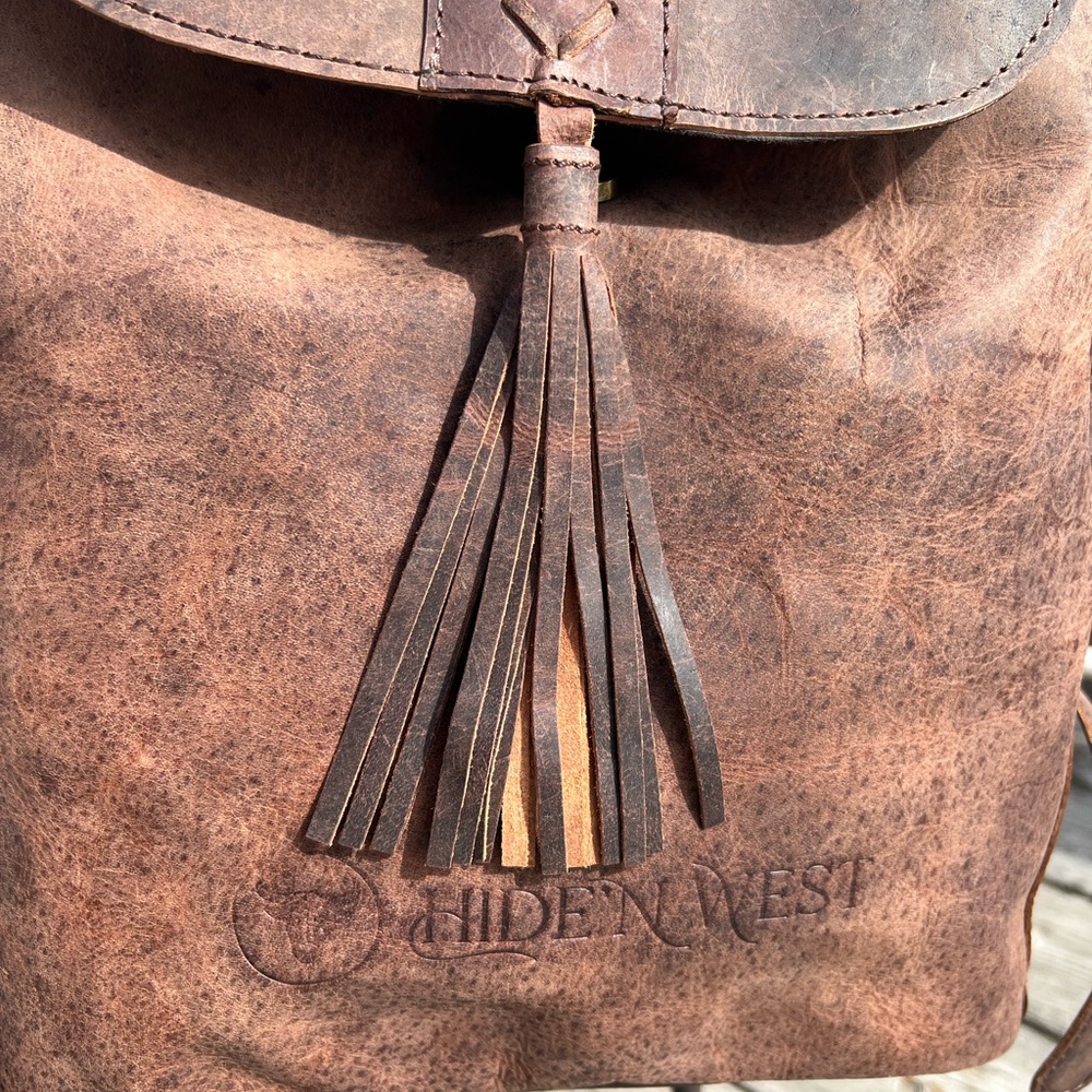SALE BOHO CHIC Genuine brown buffalo leather bag backpack flap tassel New - Picture 7 of 12